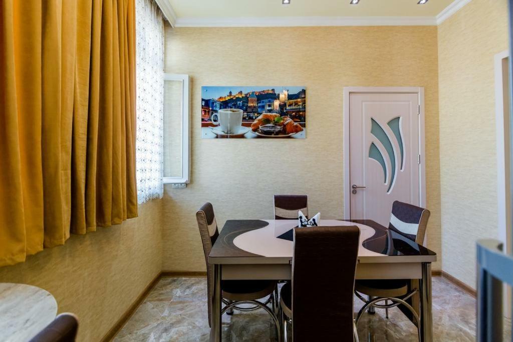 "Stella Artois"- Apartment Tbilisi Exterior foto
